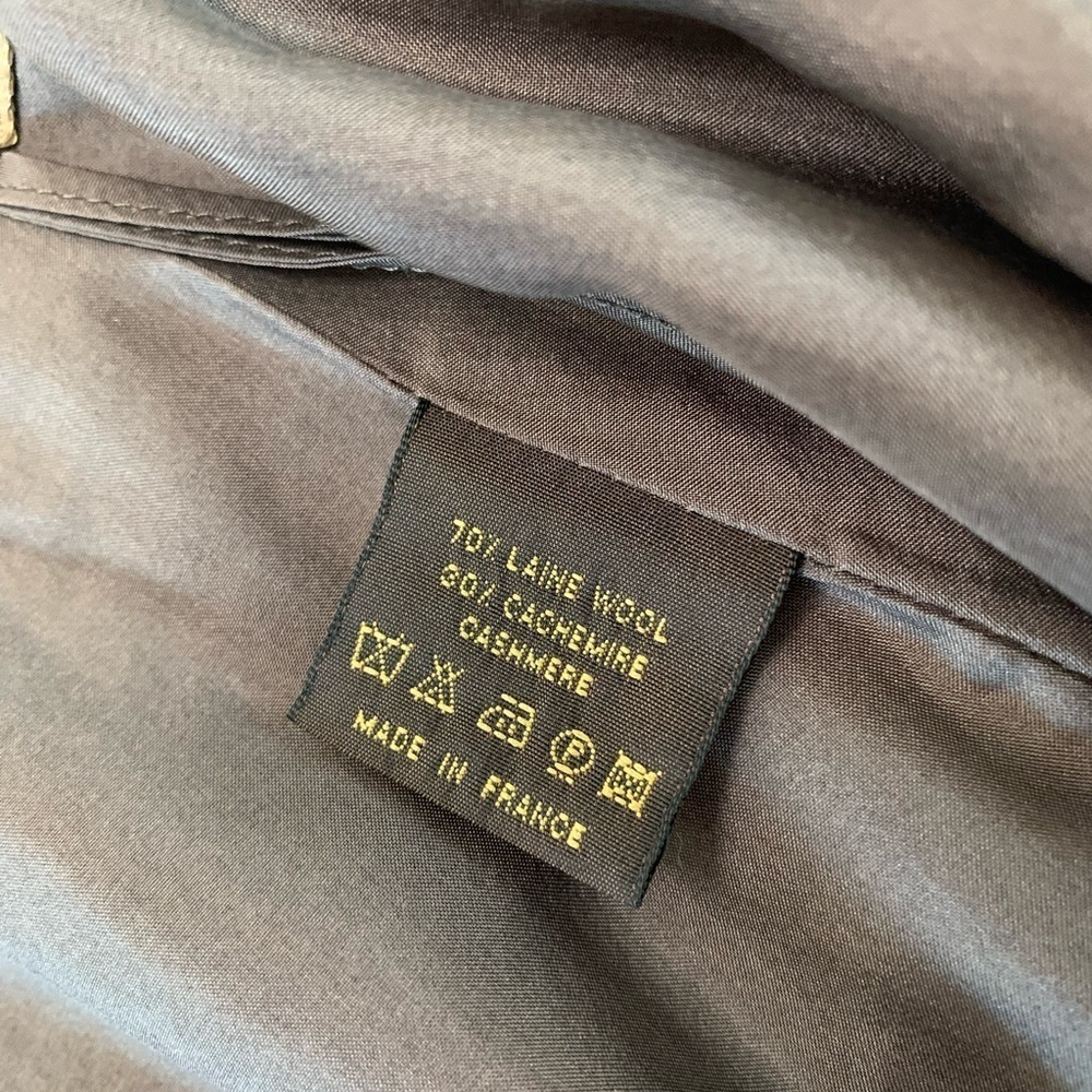 Louis Vuitton Button Down Skirt Size 42 - Picture 12 of 17